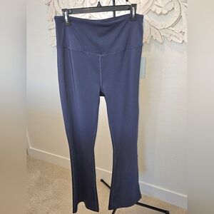NWT ANTONIO MELANI Navy Flare Leggings XL